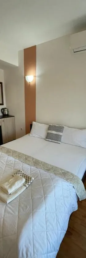 The Bulevard Hotel，位于斯科普里的酒店