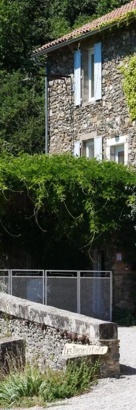 Les Jardins de Lumière，位于Brusque的酒店