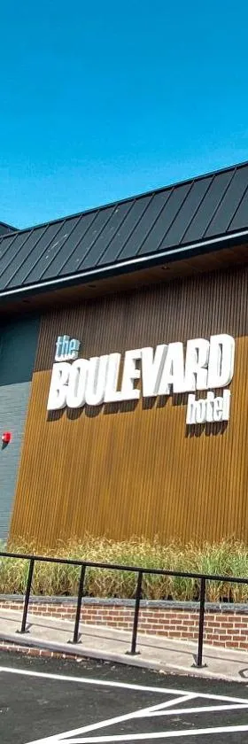 The Boulevard Hotel，位于Beach Haven Gardens的酒店