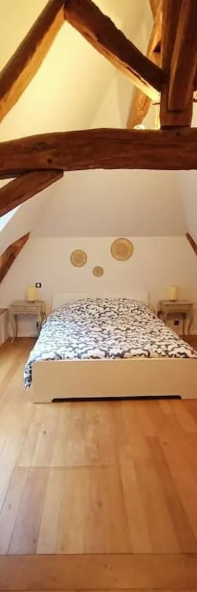 Gîte avec vue sur l'Indre，位于Artannes-sur-Indre的酒店