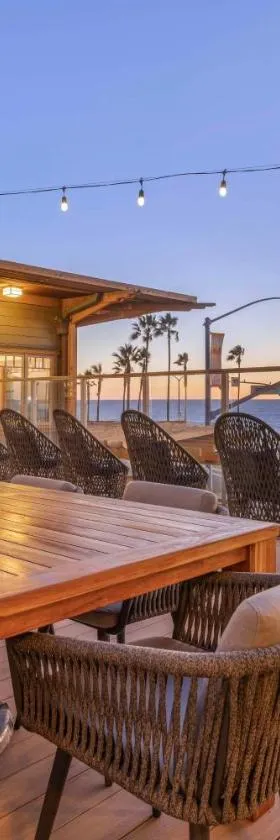 Best Western Plus Beach View Lodge Carlsbad，位于卡尔斯巴德的酒店