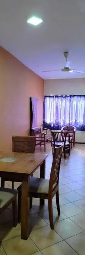 Homestay Elina - Cheap and cosy，位于波德申的酒店