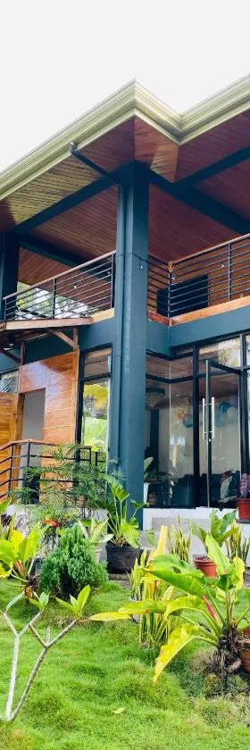 CASA AGUELO Chocolate Hills，位于Carmen的酒店