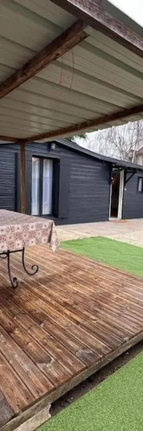 Maison Jardin&Terrasse 15min de Paris，位于Houilles的酒店