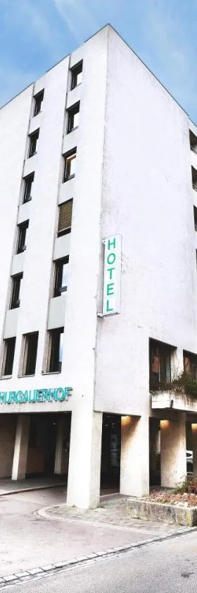 Hotel Thurgauerhof Self-Check-in，位于韦因费尔登的酒店