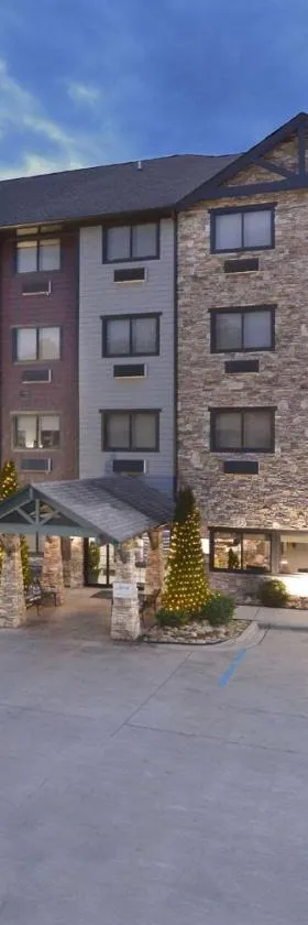 Brookstone Lodge near Biltmore Village, Ascend Hotel Collection，位于阿什维尔的酒店
