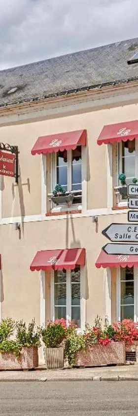 Logis La Renaissance，位于勒吕德的酒店