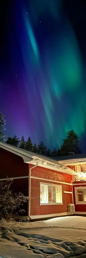 Reindeer Lake Resort，位于Lampsijärvi的酒店