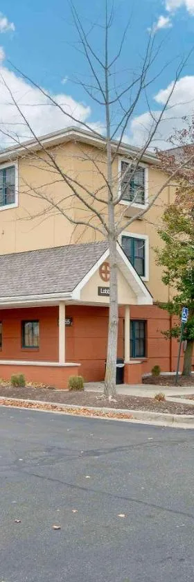 Extended Stay America Select Suites - Detroit - Novi - Haggerty Road，位于诺斯维尔的酒店