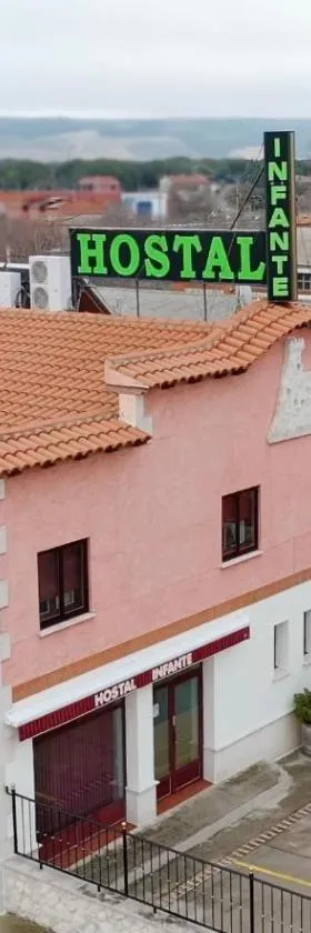 Hostal Infante Peñafiel，位于佩纳菲尔的酒店