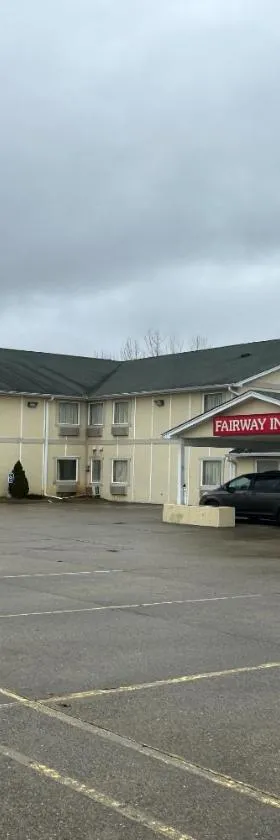 Fairway Inn Florence Indiana，位于Florence的酒店