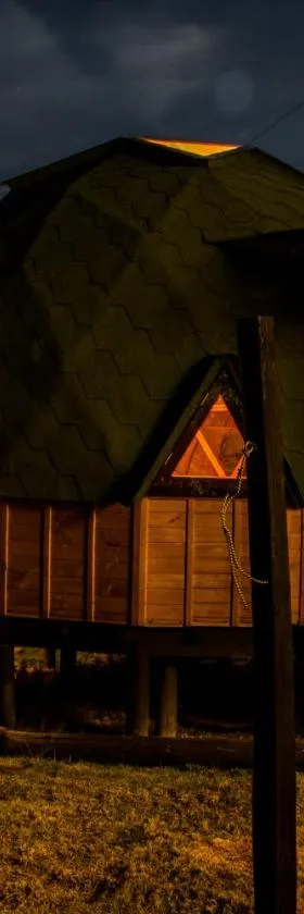 Los Nopales Glamping，位于萨奇卡的酒店
