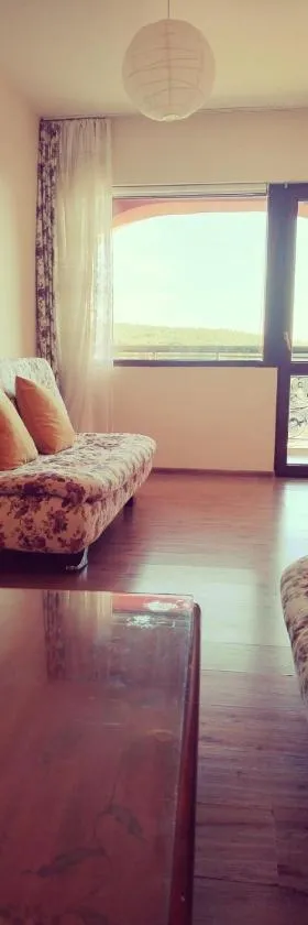 SPA Apartment - Hiking - Hot Thermal Bathtub - Fast Internet - NO POOLS，位于Pchelin的酒店