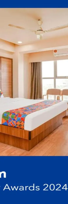 Hotel Mahadev Residency - Dapode, Bhiwandi，位于Kolshet的酒店