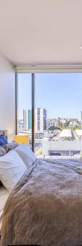 Toowong Central Carpark and Wifi Great value 1BR Apt，位于布里斯班的酒店
