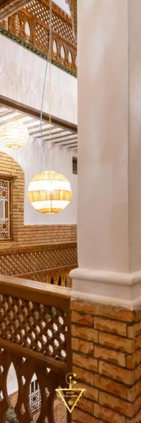Riad Village，位于伊姆利尔的酒店