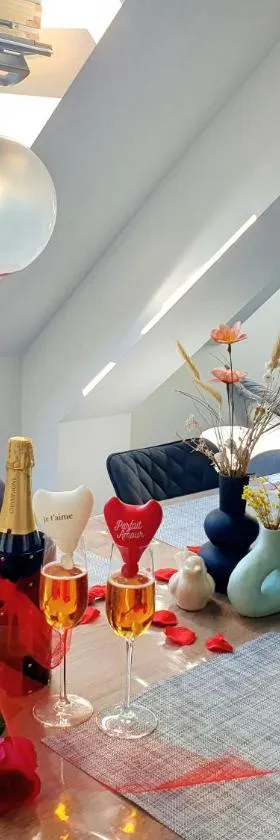 Bienvenue dans le cyan 2 à 6 couchages，位于Cholonge的酒店