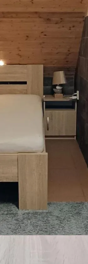 Guest House Sherpa，位于摩拉瓦特热博瓦的酒店