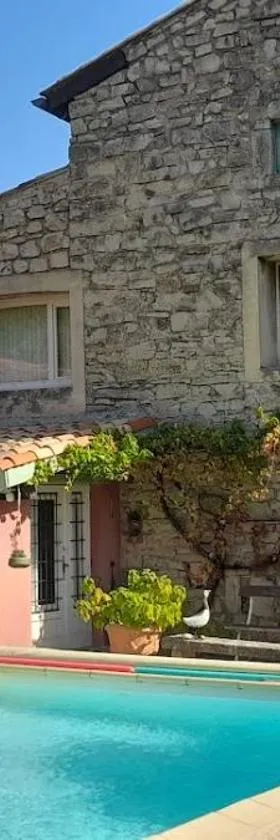 La Picholine chambre Provence，位于Courry的酒店