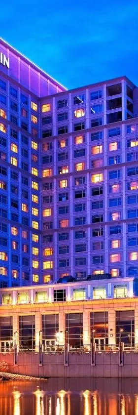 The Westin Chicago Lombard，位于隆巴德的酒店