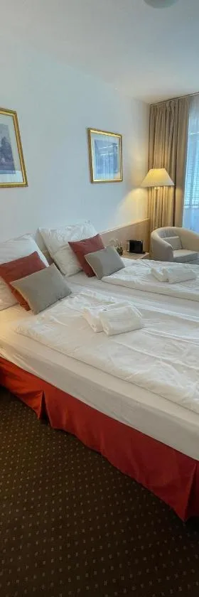 Hotel Oáza Praha，位于布拉格的酒店