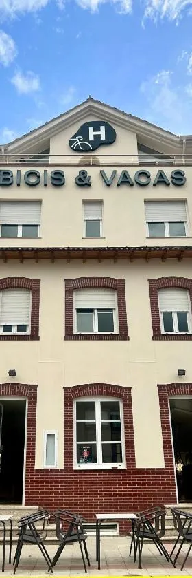 Bicis & Vacas，位于La Pola de Gordón的酒店