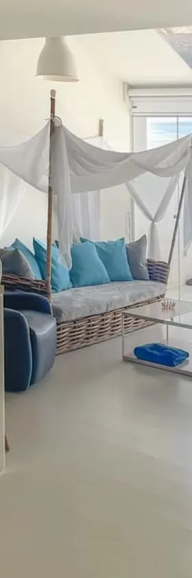 Radazul Seafront Marina 9，位于拉达祖尔的酒店