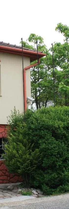 Fontana Vendégház，位于Tát的酒店