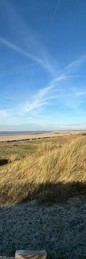 La Perle des Dunes- Front de mer- Accès direct plage，位于Montmartin-sur-Mer的酒店