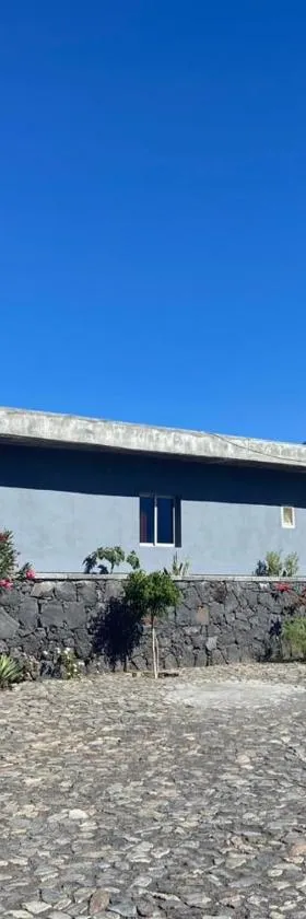 Casa Ze & sonia，位于Portela的酒店