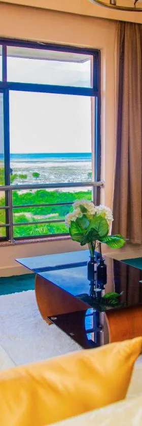Luwa Evergreen Hotel，位于姆特瓦拉的酒店