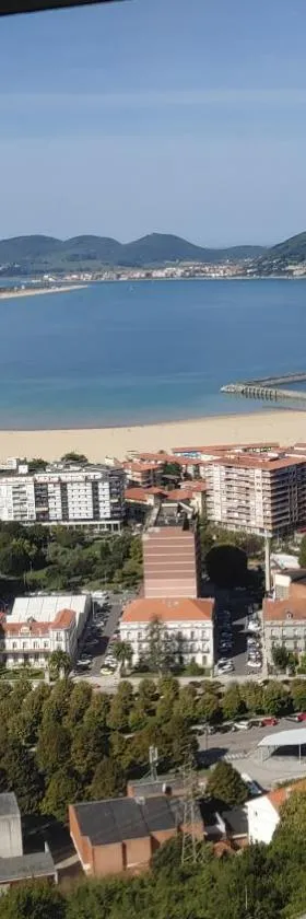 Torre Laredo 13-2，位于拉雷多的酒店