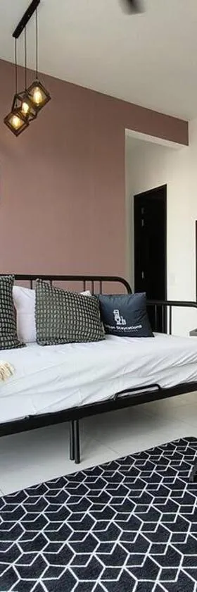 New Urban Suite Majestics 3BR Homestay at Georgetown BY URBAN STAYCATION HENG LOD，位于日落洞的酒店
