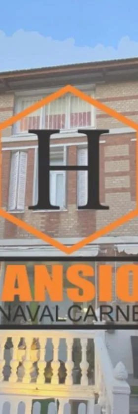 Tu Mansión，位于纳瓦尔卡内罗的酒店