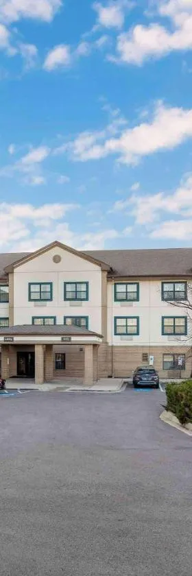 Extended Stay America Select Suites - Chicago - Lisle，位于莱尔的酒店