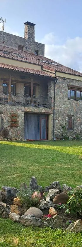 Hotel Rural Valle del Tuejar，位于Taranilla的酒店