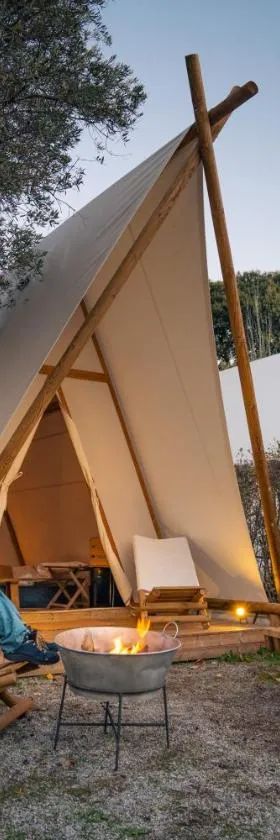 Kampaoh Sierra Nevada，位于圭哈尔谢拉的酒店