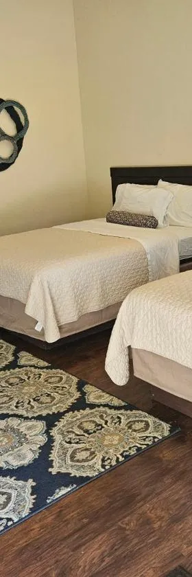 Sunset Cottage Motel，位于Ligonier的酒店
