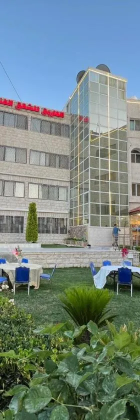 فندق الفاروق，位于Ash Shumaysānī的酒店