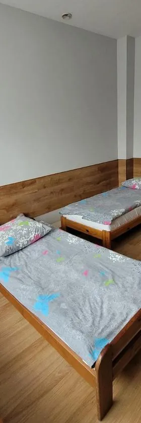 兹罗塔玫瑰旅馆，位于Sędziszów的酒店