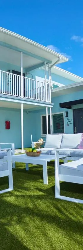 The Pearl Cabana Club，位于圣徒皮特海滩的酒店