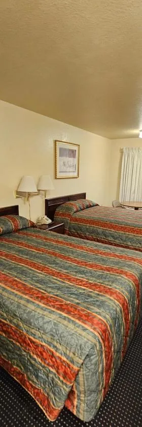 Terrace Inn and Suites，位于埃尔塞里托的酒店