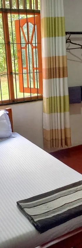 Kande Gedara Resort (කන්දෙ ගෙදර)，位于Monaragala的酒店
