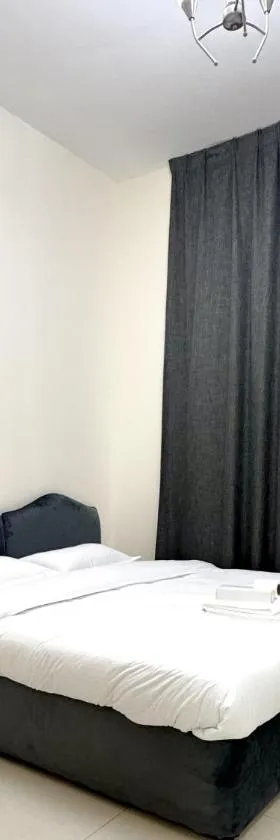 Lehbab Star Residence - Home Stay，位于迪拜的酒店