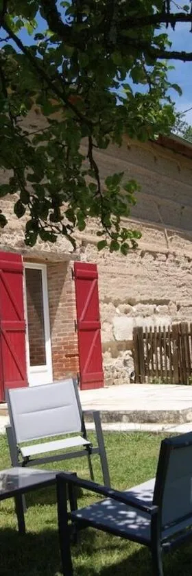 Gîte de Magneux - Spa/Jacuzzi，位于Amions的酒店