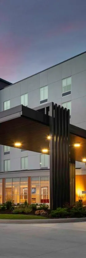 Hilton Garden Inn By Hilton Fort Wayne North，位于Sunnybrook Acres的酒店