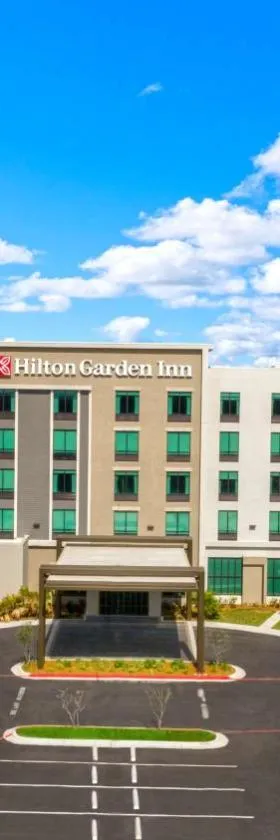 Hilton Garden Inn Harlingen Convention Center, Tx，位于哈灵根的酒店