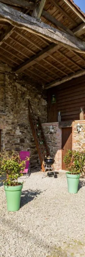 Charmante maison au cœur du Vignoble Nantais avec wifi - FR-1-306-804，位于Le Landreau的酒店