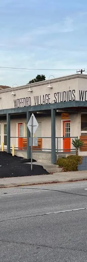 Wofford Village Studios，位于Wofford Heights的酒店