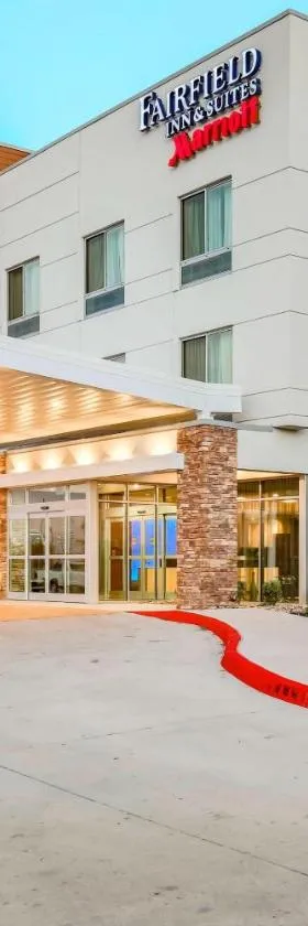 Fairfield Inn & Suites by Marriott Snyder，位于斯奈德的酒店